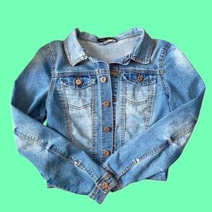 Vintage Denim Jacket 💙💙
